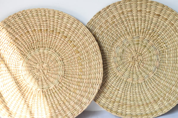 Set of 2 Natural 15 inch placemats