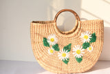 Daisy with leaves embroidery bag